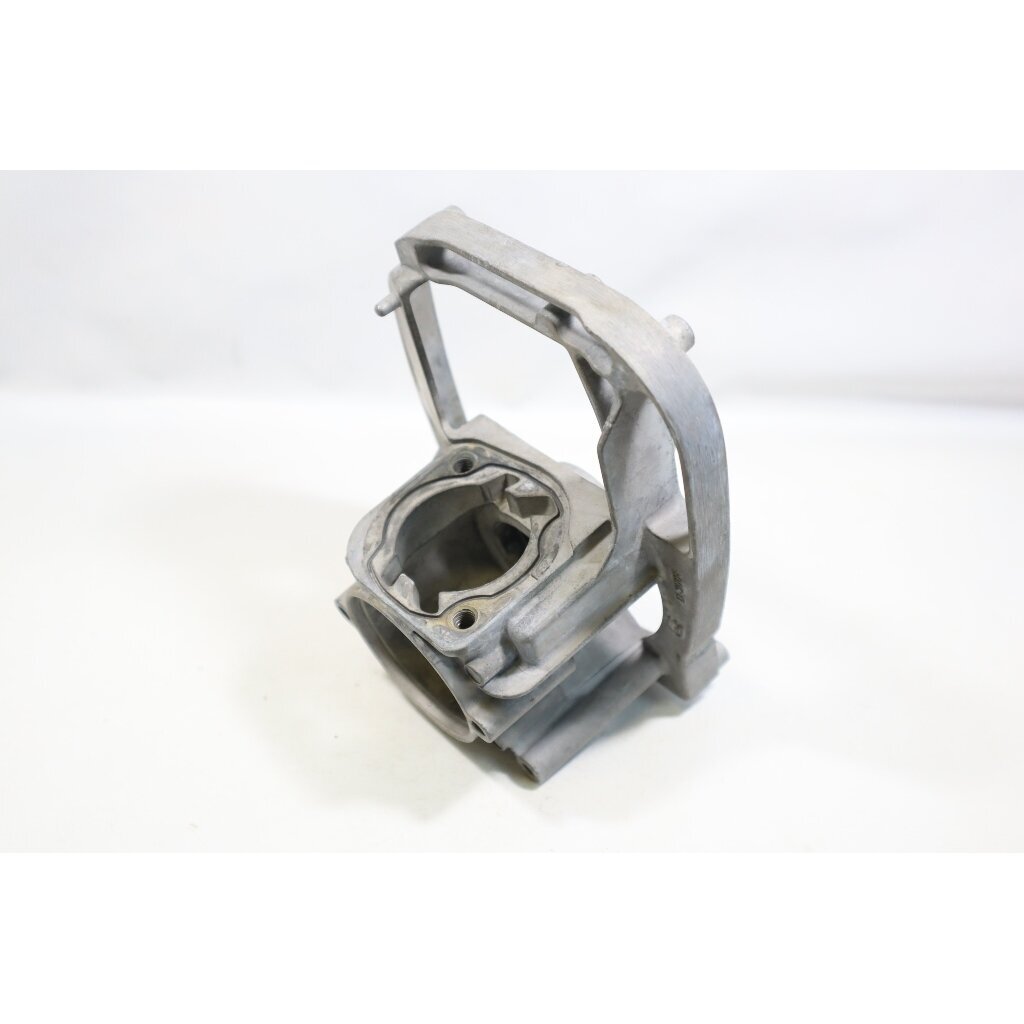Genuine Crankcase McCULLOCH GBV325 blower 587701101 1 Genuine Crankcase McCULLOCH GBV325 blower 587701101 1