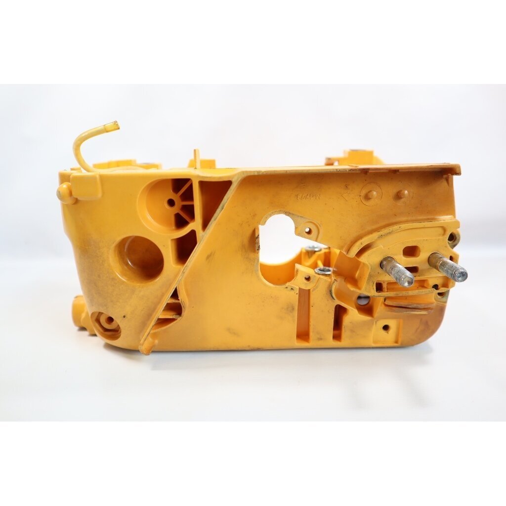 Genuine Crankcase McCULLOCH Partner 351 352 370 371 382 390 391 401 420 421 422 chainsaw 530058733 4 Genuine Crankcase McCULLOCH Partner 351 352 370 371 382 390 391 401 420 421 422 chainsaw 530058733 4