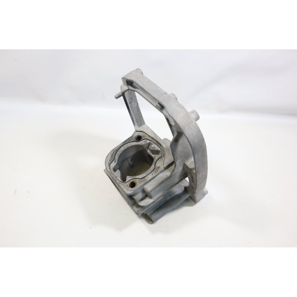 Genuine Crankcase McCULLOCH TRIMMAC Partner Colibri II Poulan trimmer 530012582 3 Genuine Crankcase McCULLOCH TRIMMAC Partner Colibri II Poulan trimmer 530012582 3