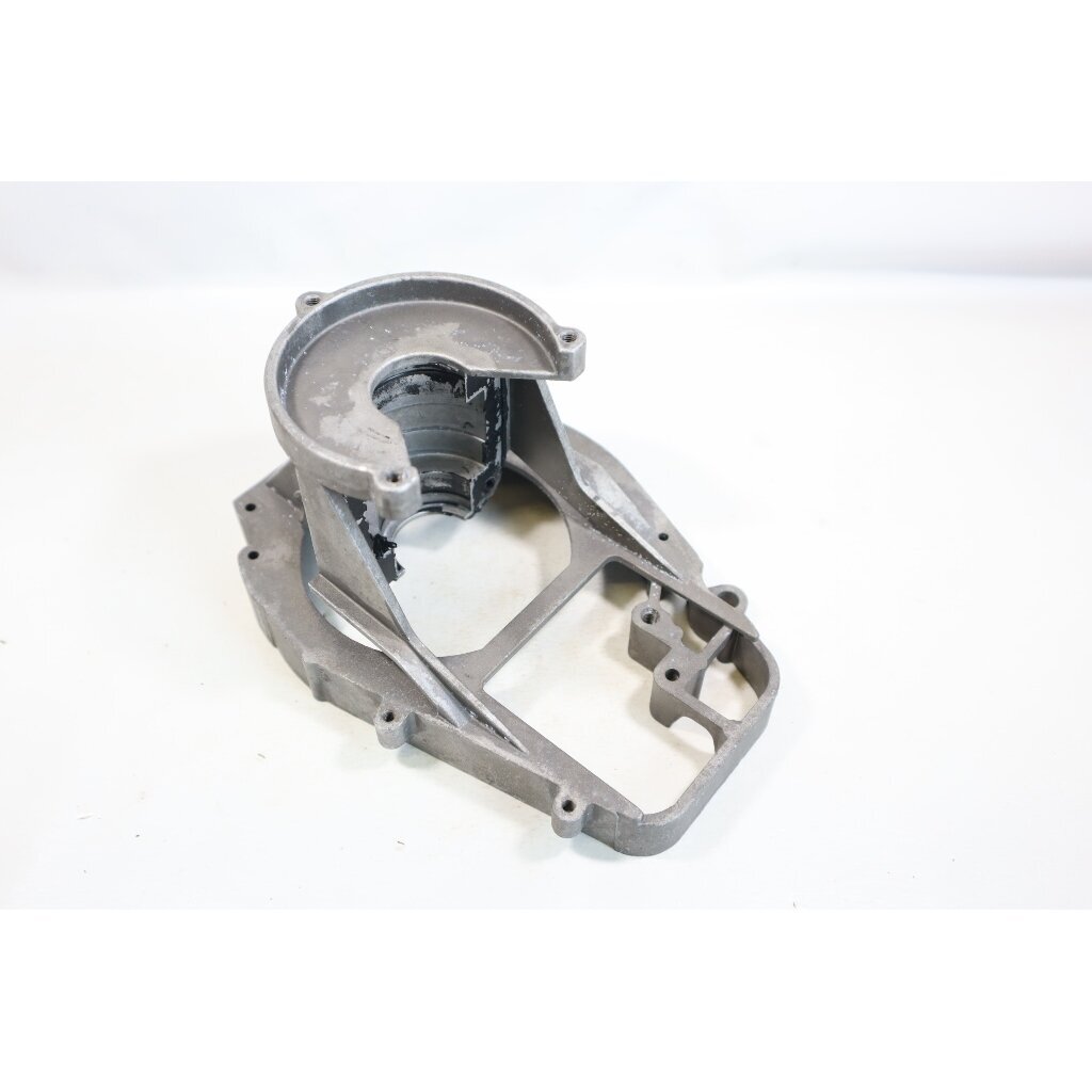 Genuine Crankcase McCULLOCH VIRGINIA MH542 MH555 Partner HG63 HG65 HG550 hedge trimmer 538242802 1