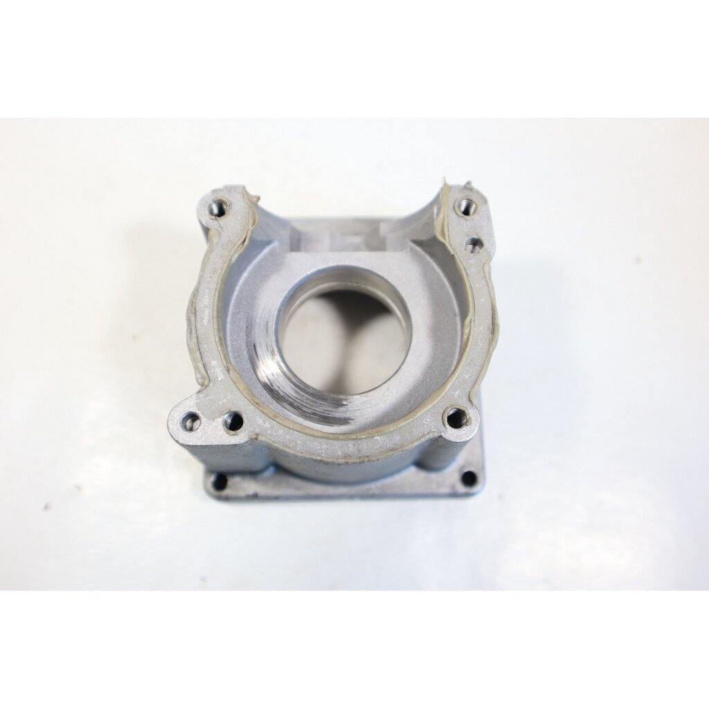 Genuine Crankcase Partner 347 407 437 477 497 McCulloch Cabrio Plus 347 407 437 467 497 Elite 610 810 10 210 510 710 brushcutter 538250074 9