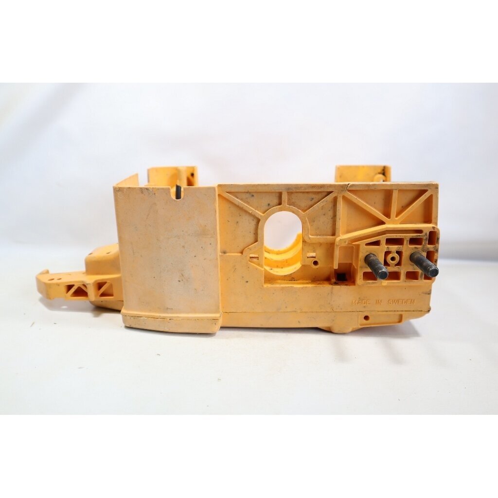 Genuine Crankcase Partner 400 chainsaw 506010301 4 Genuine Crankcase Partner 400 chainsaw 506010301 4
