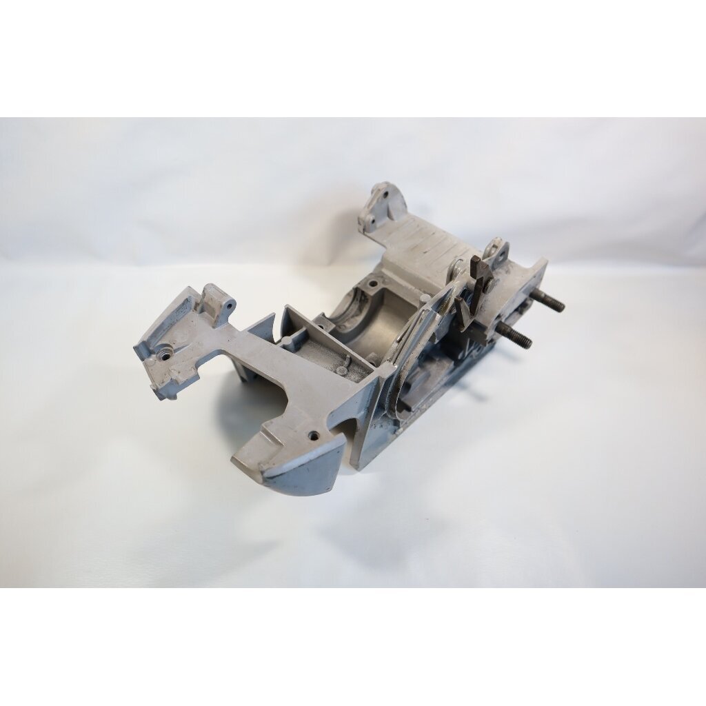 Genuine Crankcase Partner 4700 5000 5300 McCULLOCH chainsaw 538249708 2 Genuine Crankcase Partner 4700 5000 5300 McCULLOCH chainsaw 538249708 2