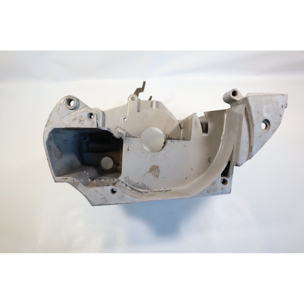 Genuine Crankcase Partner 4700 5000 5300 McCULLOCH chainsaw 538249708 4 Genuine Crankcase Partner 4700 5000 5300 McCULLOCH chainsaw 538249708 4