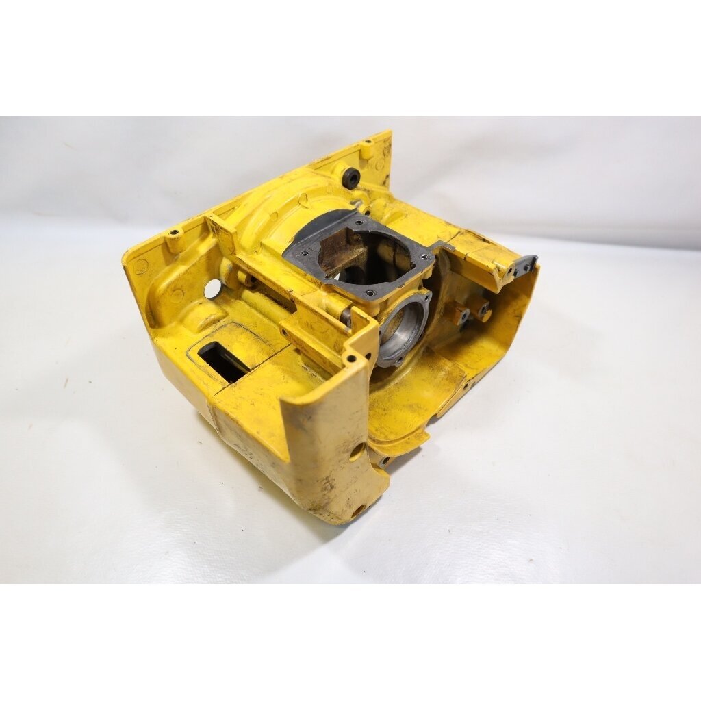 Genuine Crankcase Partner B370 brushcutter 502054404 3