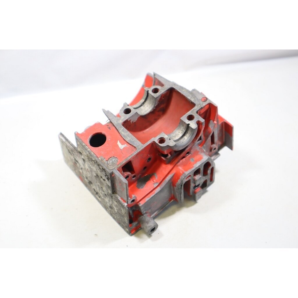 Genuine Crankcase Solo 606 chainsaw 2100298 Genuine Crankcase Solo 606 chainsaw 2100298