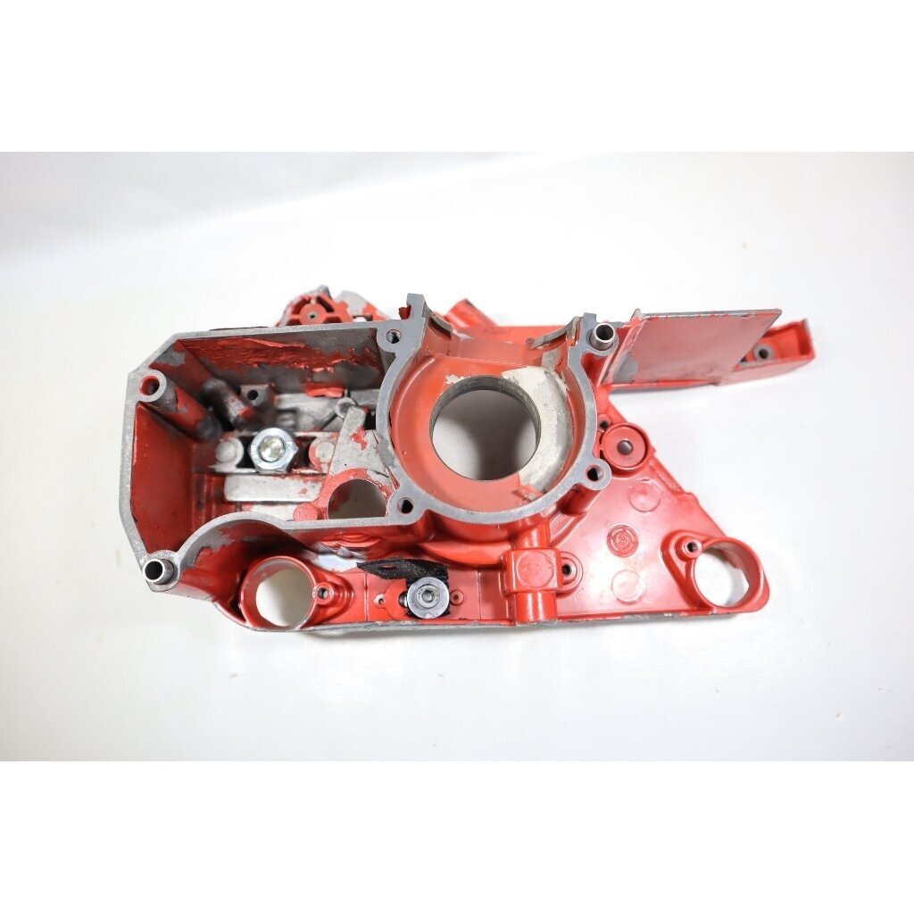 Genuine Crankcase Solo 644 651 chainsaw 21 00 622 16 Genuine Crankcase Solo 644 651 chainsaw 21 00 622 16
