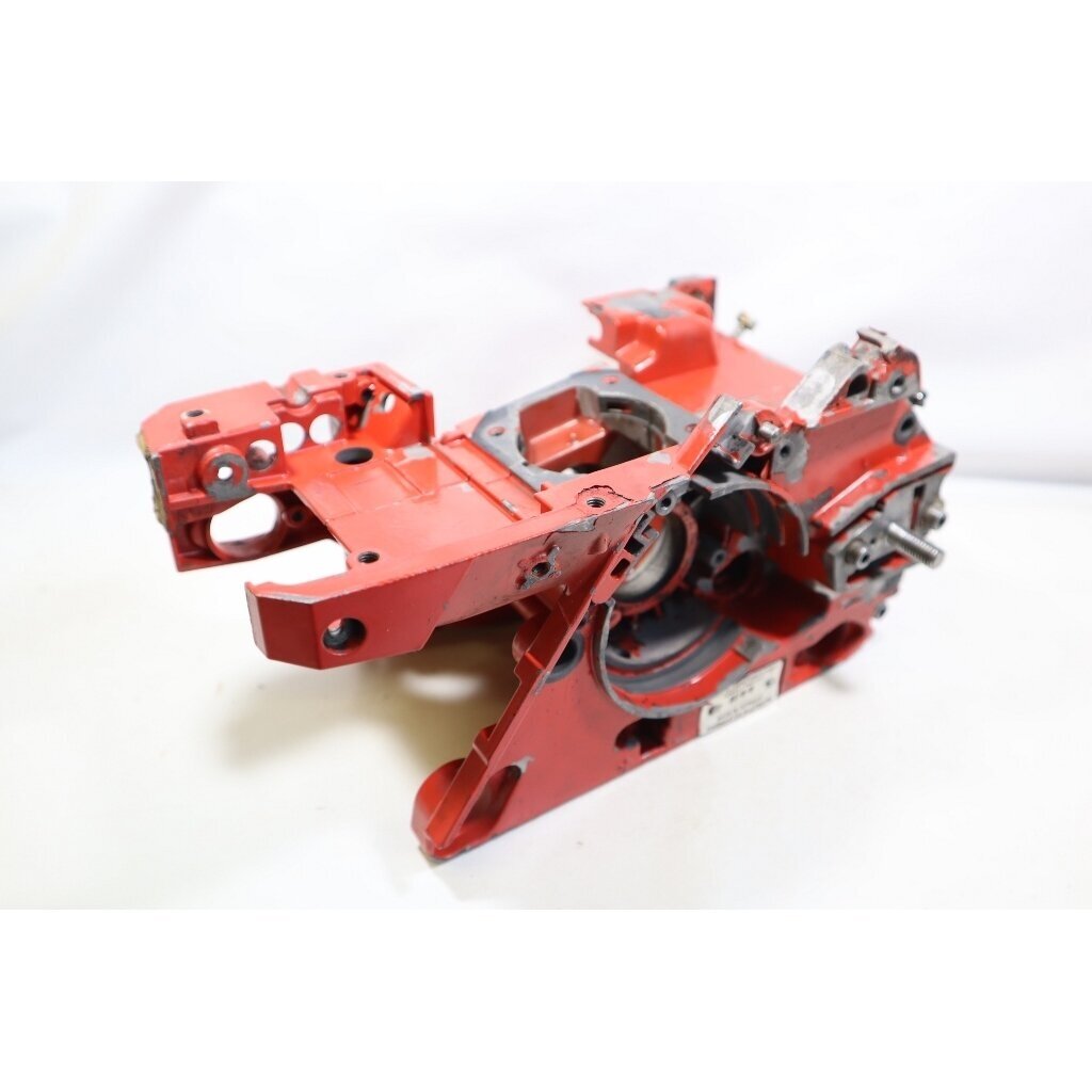 Genuine Crankcase Solo 644 651 chainsaw 21 00 622 2 Genuine Crankcase Solo 644 651 chainsaw 21 00 622 2