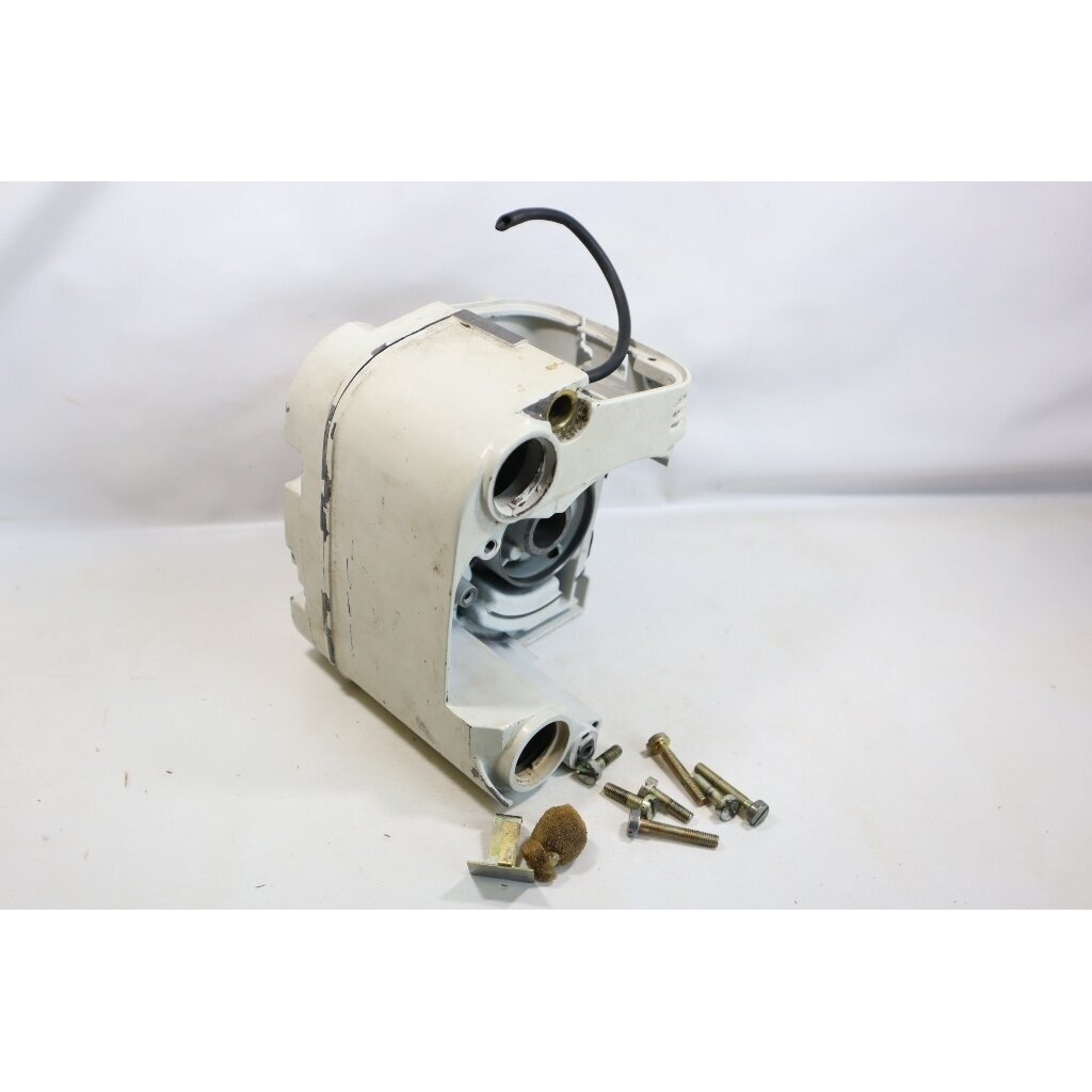 Genuine Crankcase STIHL 009 010 011 012 chainsaw 1120 020 2104 Genuine Crankcase STIHL 009 010 011 012 chainsaw 1120 020 2104
