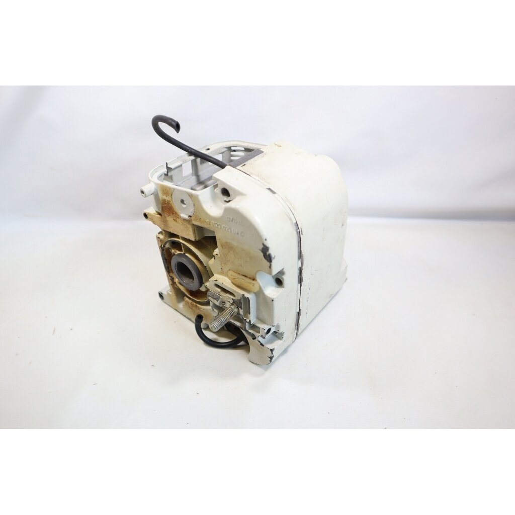 Genuine Crankcase STIHL 009 010 011 012 chainsaw 1120 020 2104 3