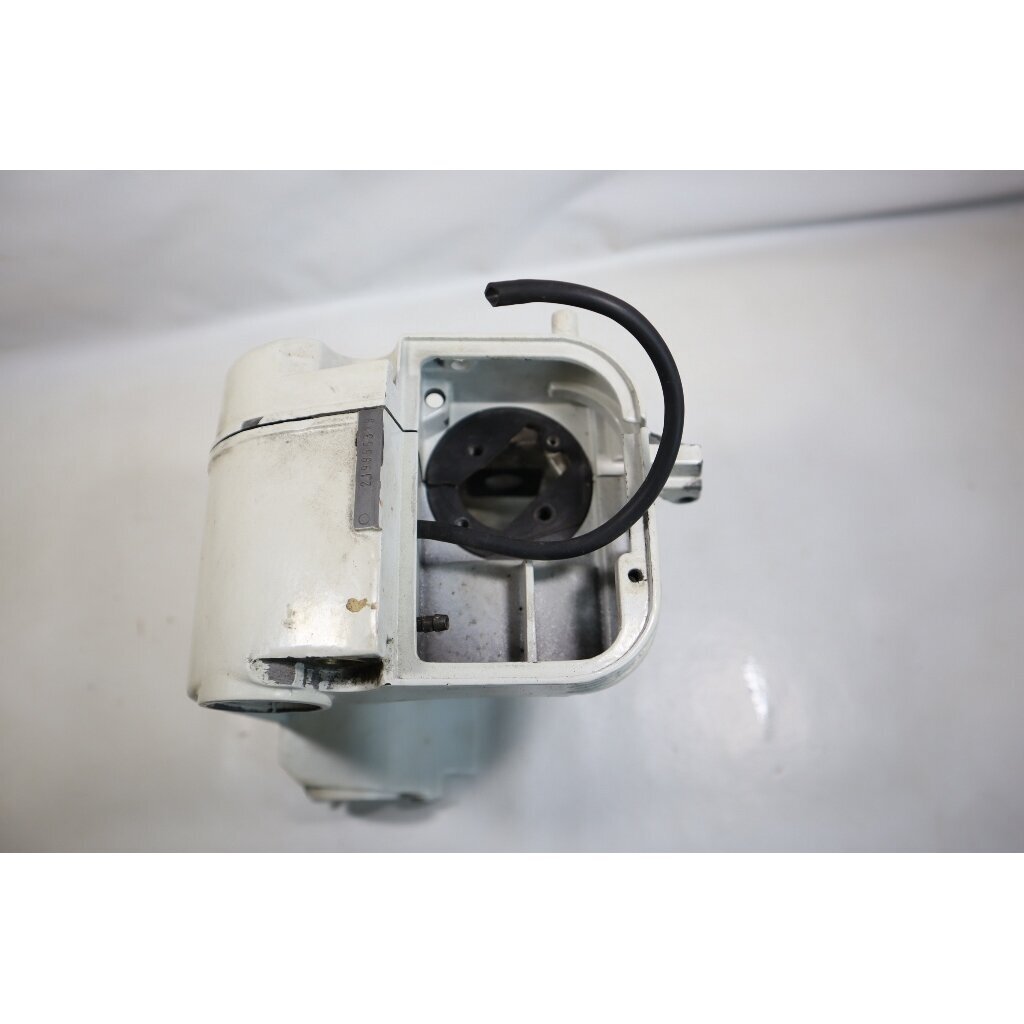 Genuine Crankcase STIHL 009 010 011 012 chainsaw 1120 020 2104 5 Genuine Crankcase STIHL 009 010 011 012 chainsaw 1120 020 2104 5