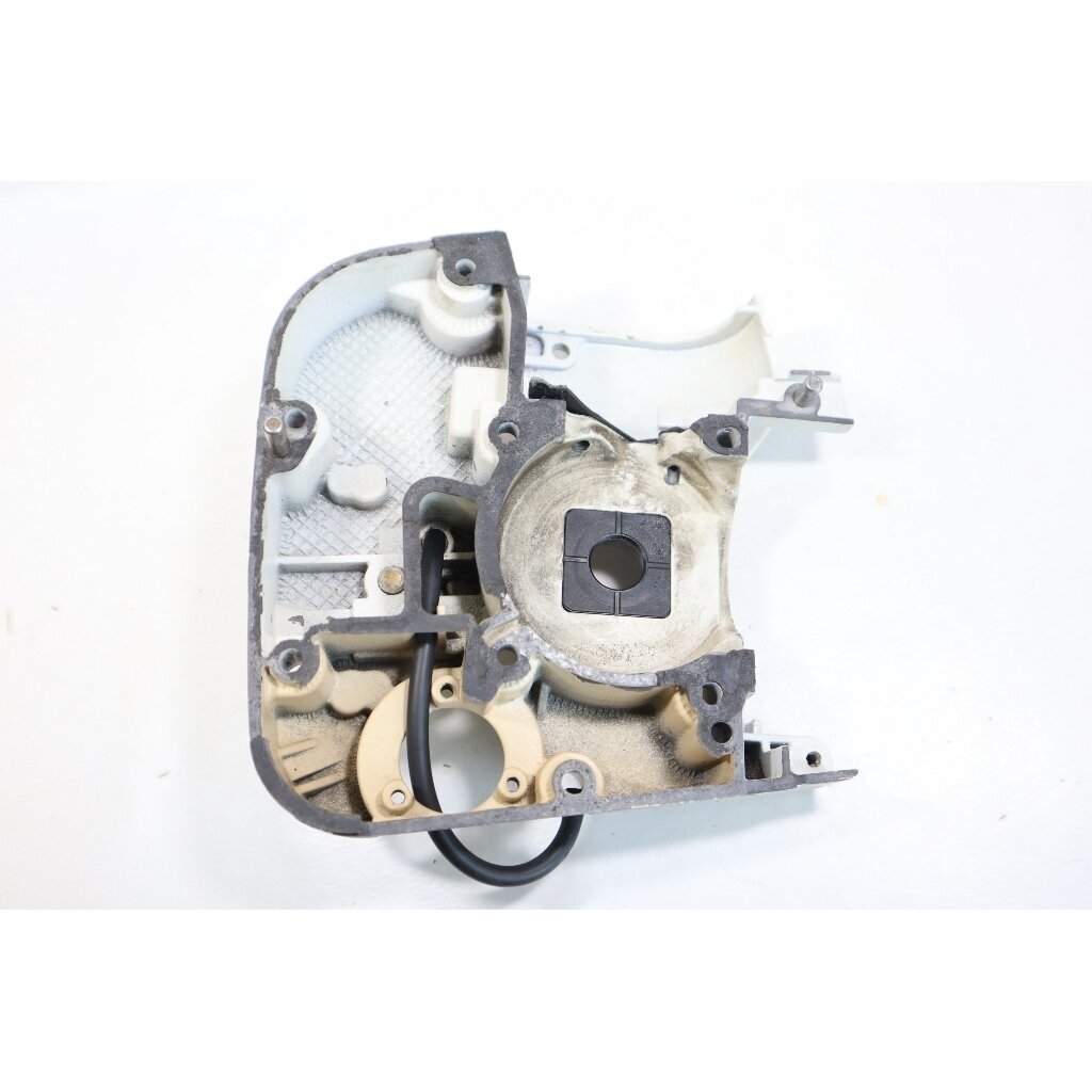 Genuine Crankcase STIHL 009 010 011 012 chainsaw 1120 020 2104 9 Genuine Crankcase STIHL 009 010 011 012 chainsaw 1120 020 2104 9