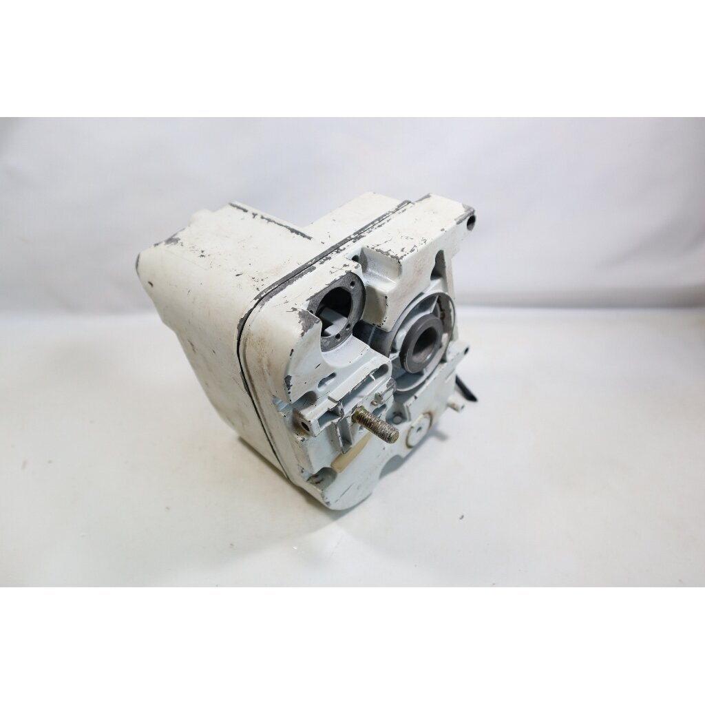 Genuine Crankcase STIHL 009 010 011 012 chainsaw 1120 020 2104 7 Genuine Crankcase STIHL 009 010 011 012 chainsaw 1120 020 2104 7
