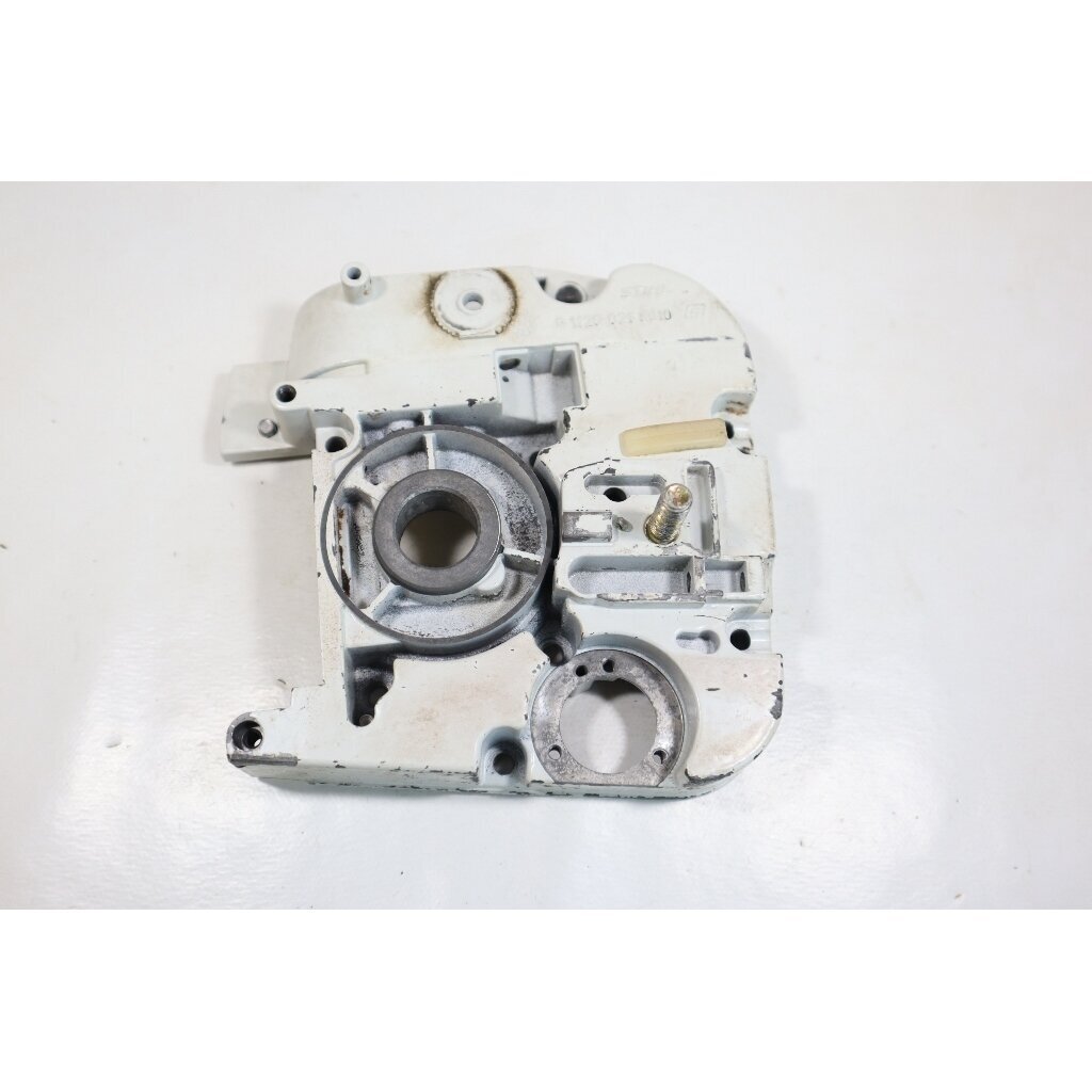 Genuine Crankcase STIHL 009 010 011 012 chainsaw 1120 020 2104 8
