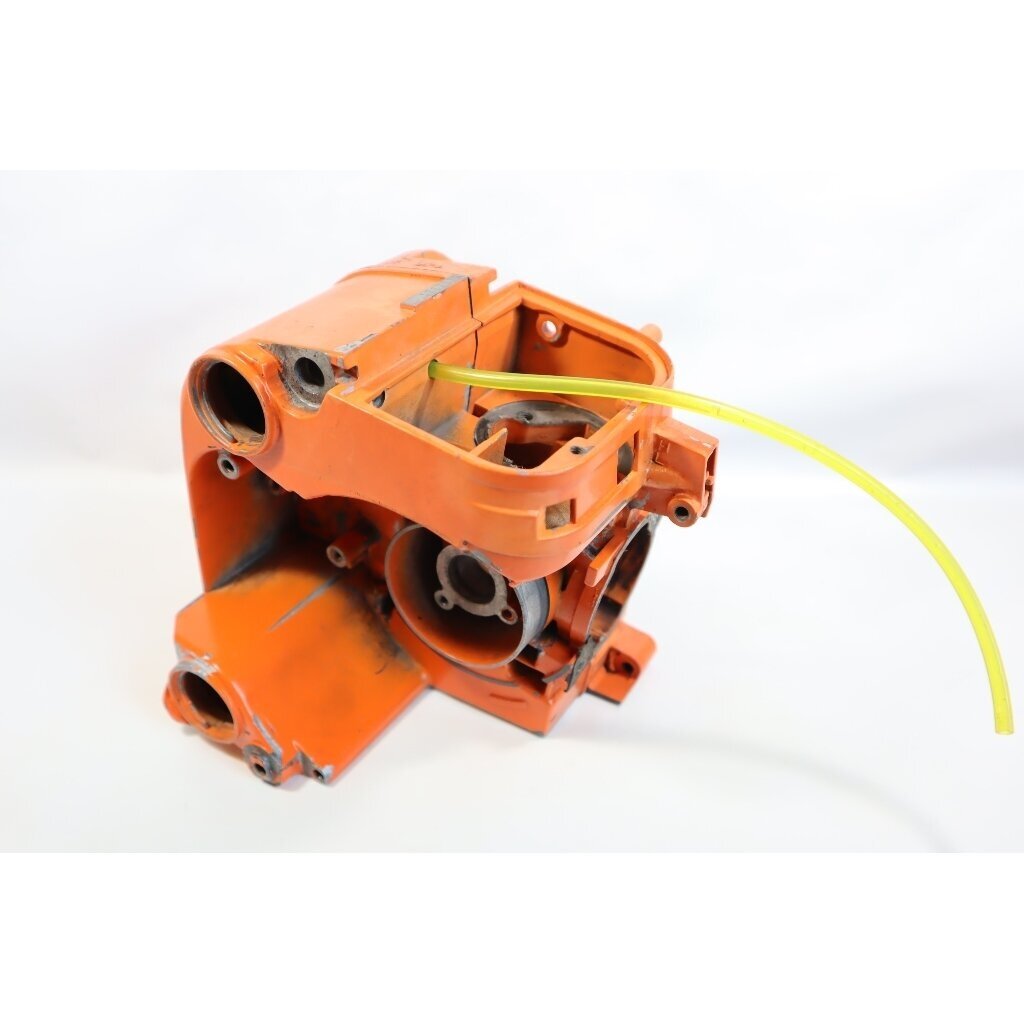 Genuine Crankcase STIHL 010 chainsaw 1