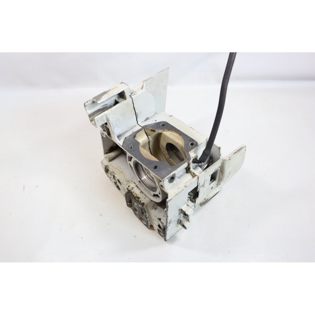 Genuine Crankcase STIHL 020AV chainsaw 1114 020 2102 4 Genuine Crankcase STIHL 020AV chainsaw 1114 020 2102 4