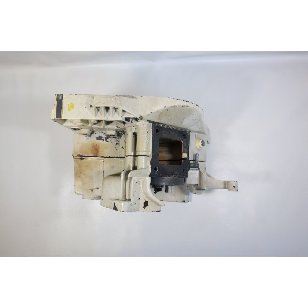 Genuine Crankcase STIHL 031 AV chainsaw 4
