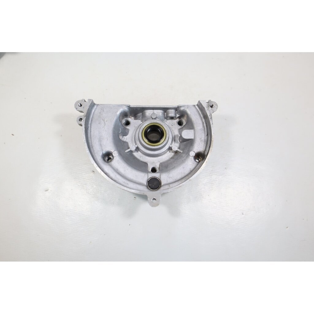 Genuine Crankcase Tanaka THT-2100 THT-210 THT-2000 THT-210S THT-2120 THT-240 THT-2510 THT-2520 THT-2530 THT-2540 hedge trimmer 6686574 9 Genuine Crankcase Tanaka THT-2100 THT-210 THT-2000 THT-210S THT-2120 THT-240 THT-2510 THT-2520 THT-2530 THT-2540 hedge trimmer 6686574 9