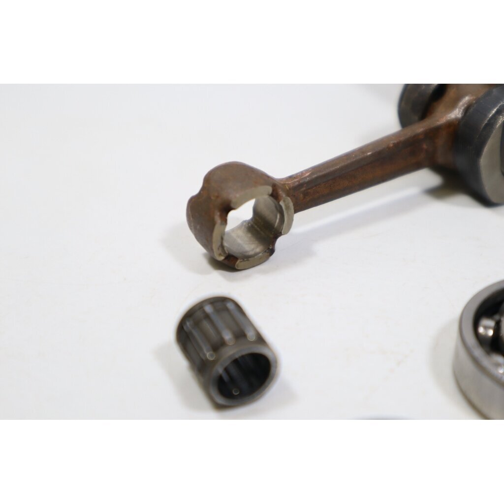Genuine Crankshaft Homelite HHT 2660 hedge trimmer 1
