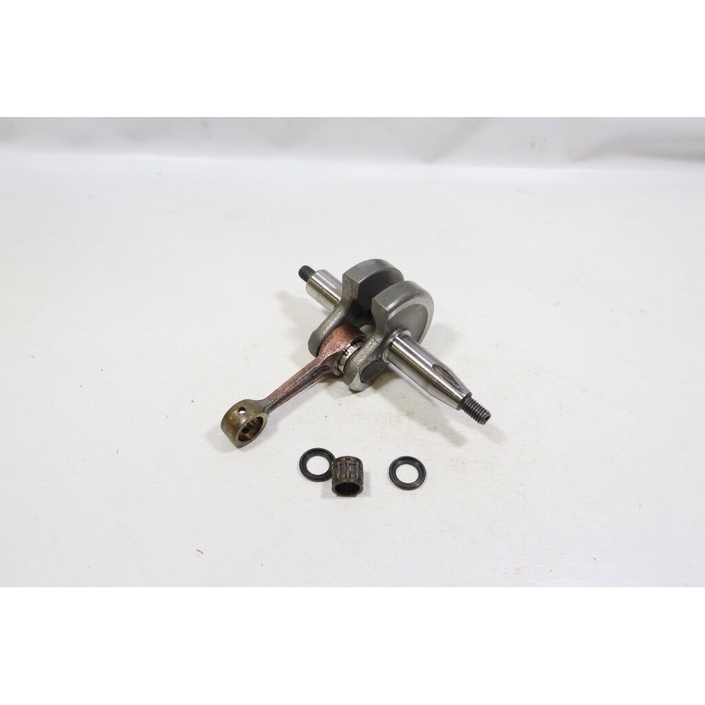 Genuine Crankshaft Husqvarna 122C McCulloch T22 LS LCS trimmer 577380501 Genuine Crankshaft Husqvarna 122C McCulloch T22 LS LCS trimmer 577380501