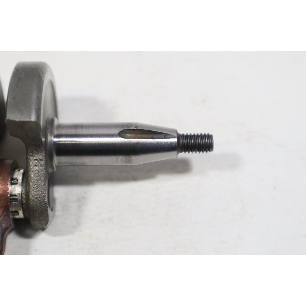 Genuine Crankshaft Husqvarna 122C McCulloch T22 LS LCS trimmer 577380501 4 Genuine Crankshaft Husqvarna 122C McCulloch T22 LS LCS trimmer 577380501 4