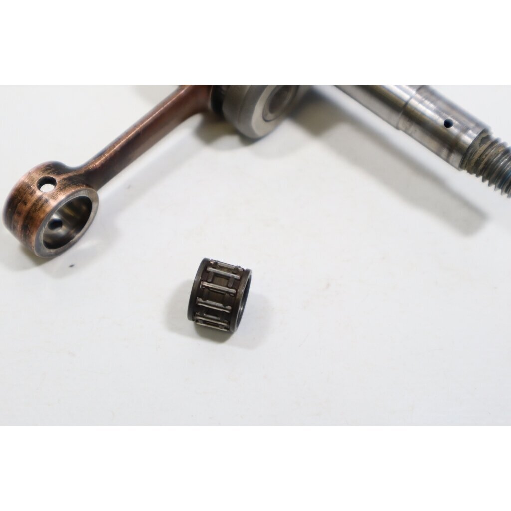 Genuine Crankshaft Husqvarna 234 133 234 chainsaw 501620902 1 Genuine Crankshaft Husqvarna 234 133 234 chainsaw 501620902 1