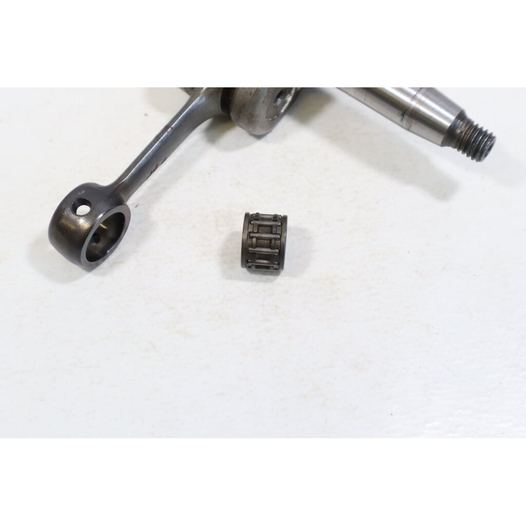 Genuine Crankshaft Husqvarna 234 133 234 chainsaw 501620902 1 Genuine Crankshaft Husqvarna 234 133 234 chainsaw 501620902 1