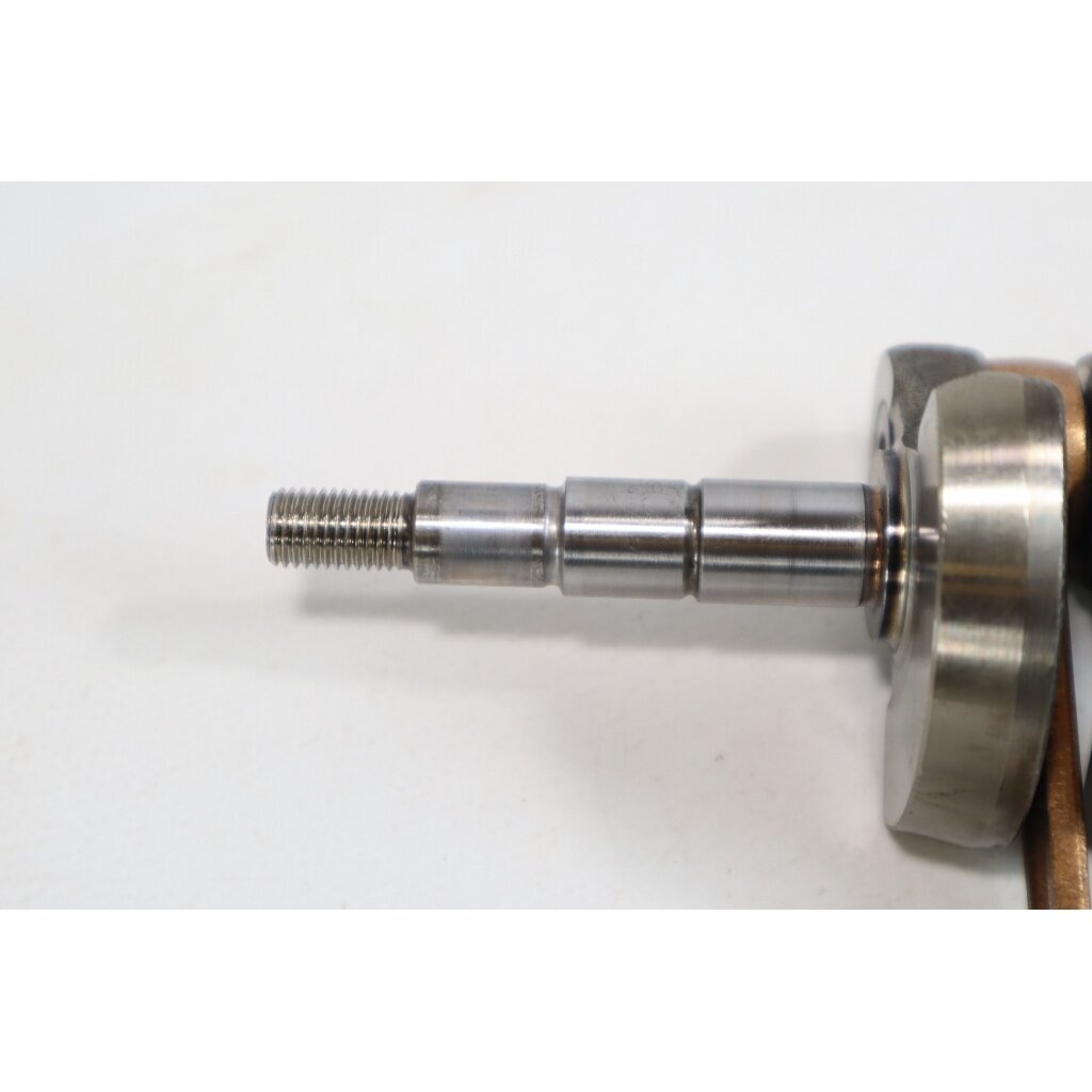 Genuine Crankshaft Husqvarna 235 236 240 Jonsered CS2234 CS2238 McCULLOCH CS340 CS380 chainsaw 580302601 4 Genuine Crankshaft Husqvarna 235 236 240 Jonsered CS2234 CS2238 McCULLOCH CS340 CS380 chainsaw 580302601 4