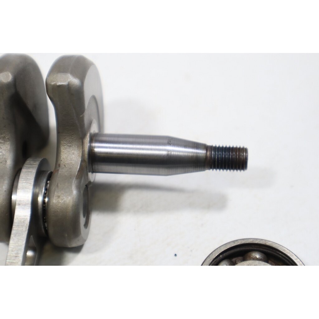 Genuine Crankshaft Husqvarna 36 41 136 137 141 142 Jonsered 2036 2040 chainsaw 530029794 4