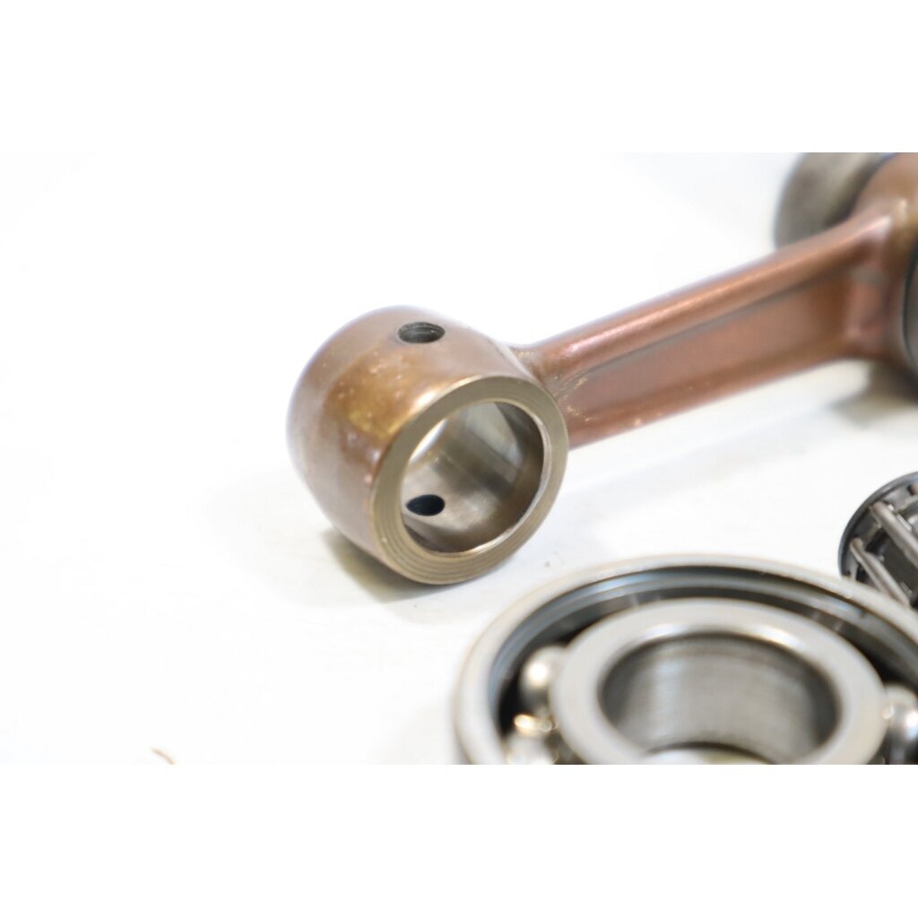 Genuine Crankshaft Husqvarna 40 45 51 55 240R 245R Jonsered 2041 2045 2050 GR41 GR50 RS44 chainsaw 503573801 1 Genuine Crankshaft Husqvarna 40 45 51 55 240R 245R Jonsered 2041 2045 2050 GR41 GR50 RS44 chainsaw 503573801 1