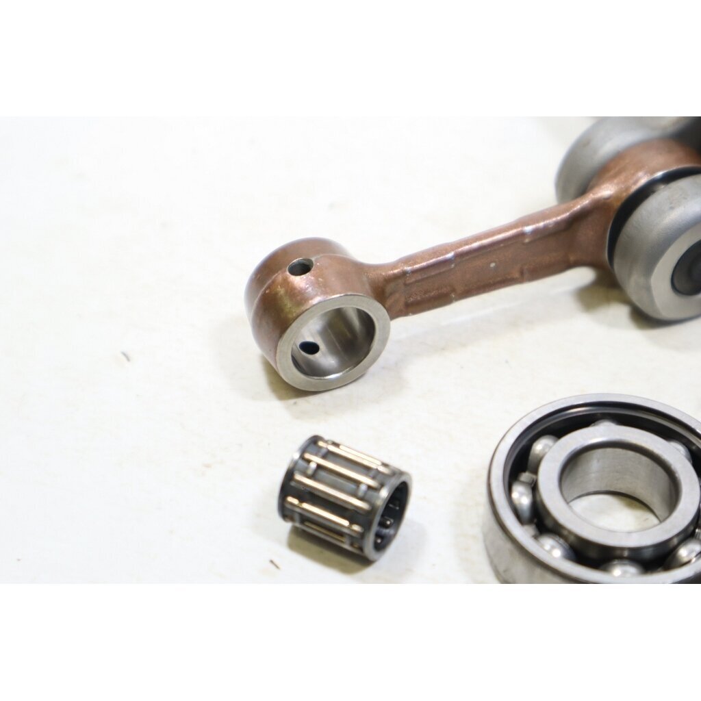 Genuine Crankshaft Husqvarna 40 45 51 55 Jonsered 2041 2045 Partner 400 chainsaw 503573805 2 Genuine Crankshaft Husqvarna 40 45 51 55 Jonsered 2041 2045 Partner 400 chainsaw 503573805 2