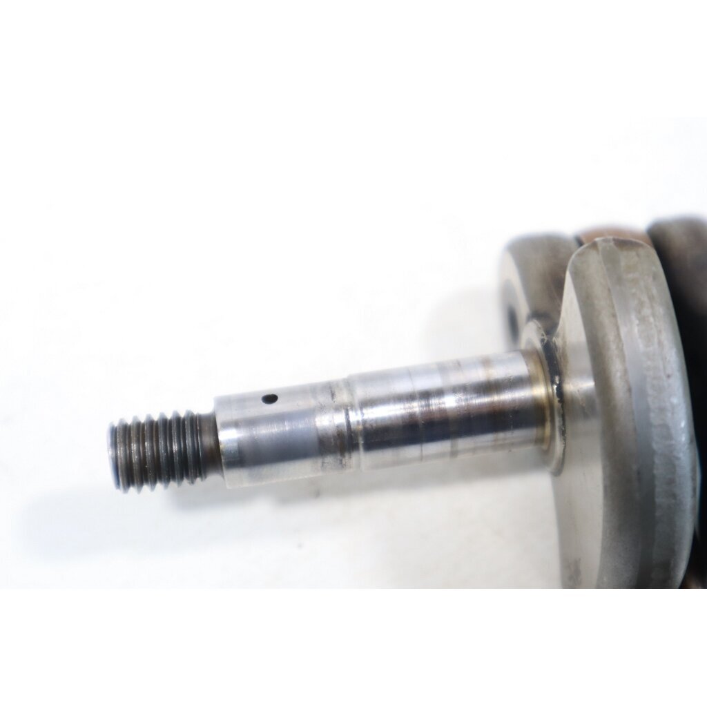 Genuine Crankshaft Husqvarna 444 44 chainsaw 501672201 6 Genuine Crankshaft Husqvarna 444 44 chainsaw 501672201 6