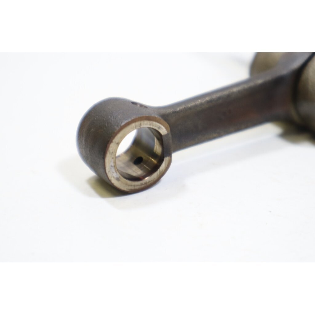 Genuine Crankshaft Jobu LF50 LF50B chainsaw 2 Genuine Crankshaft Jobu LF50 LF50B chainsaw 2
