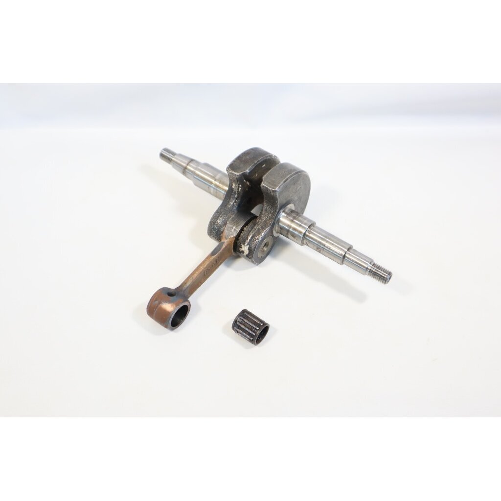 Genuine Crankshaft Jobu LP6B LP6BV chainsaw Genuine Crankshaft Jobu LP6B LP6BV chainsaw