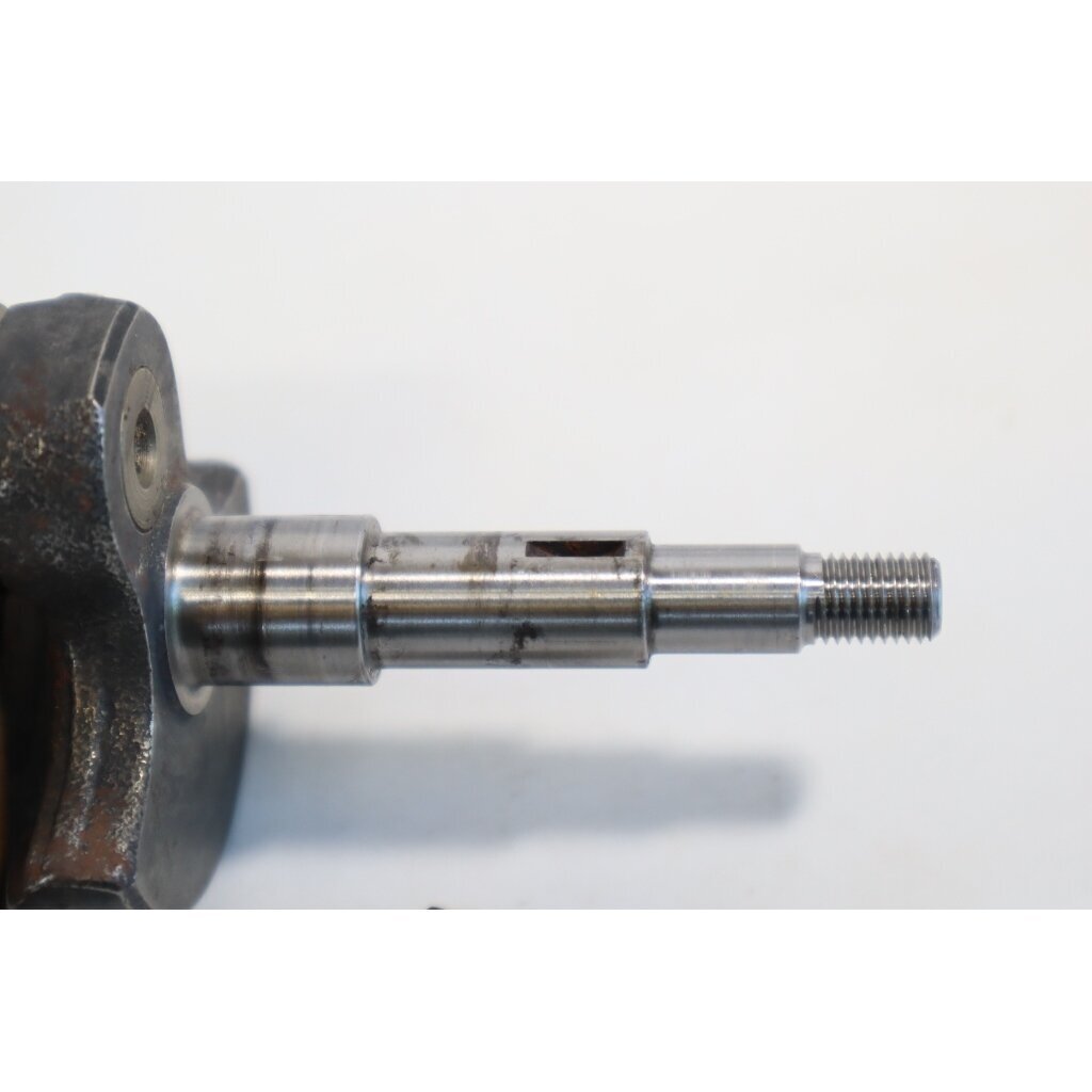 Genuine Crankshaft Jobu LP6B LP6BV chainsaw 3 Genuine Crankshaft Jobu LP6B LP6BV chainsaw 3