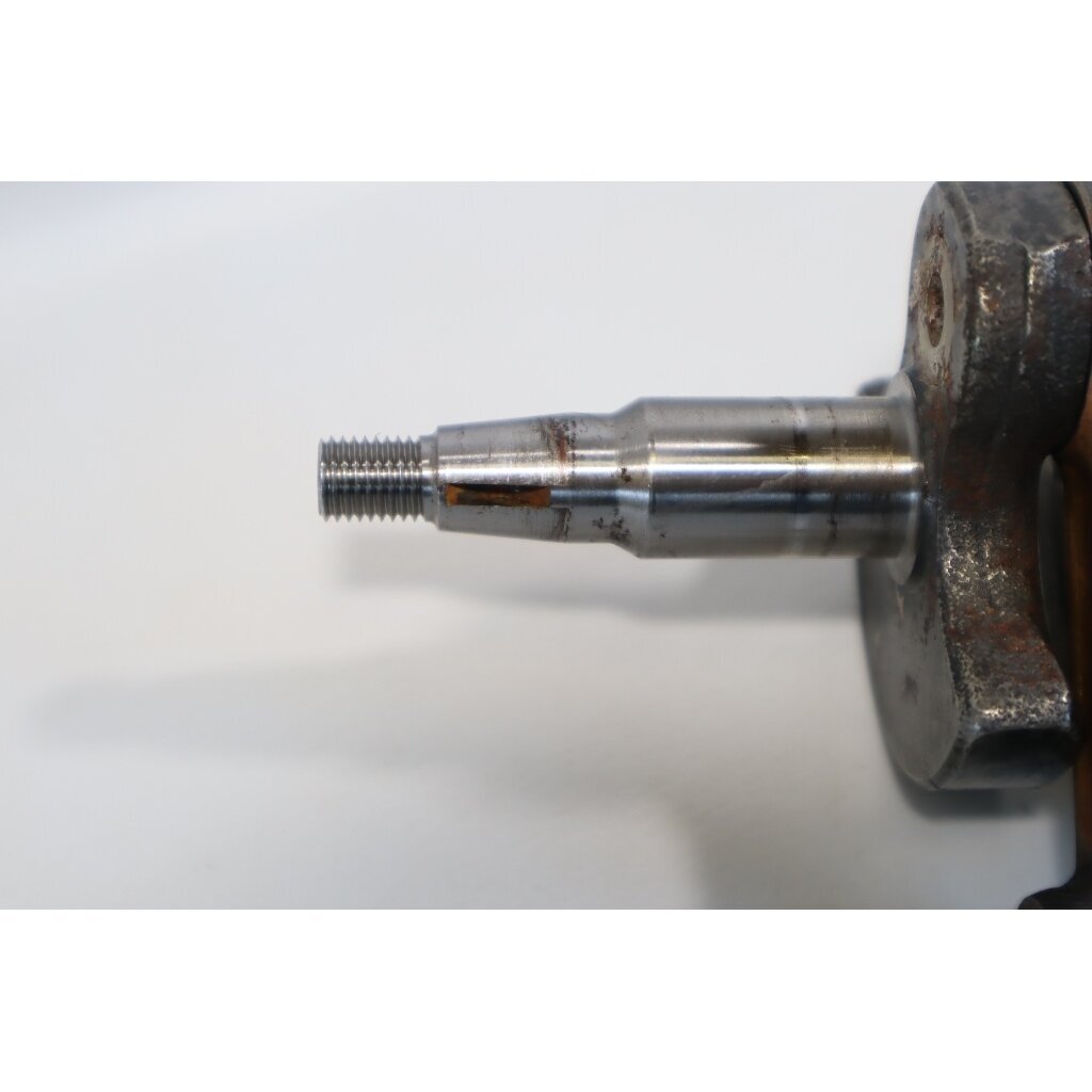 Genuine Crankshaft Jobu LP6B LP6BV chainsaw 4 Genuine Crankshaft Jobu LP6B LP6BV chainsaw 4