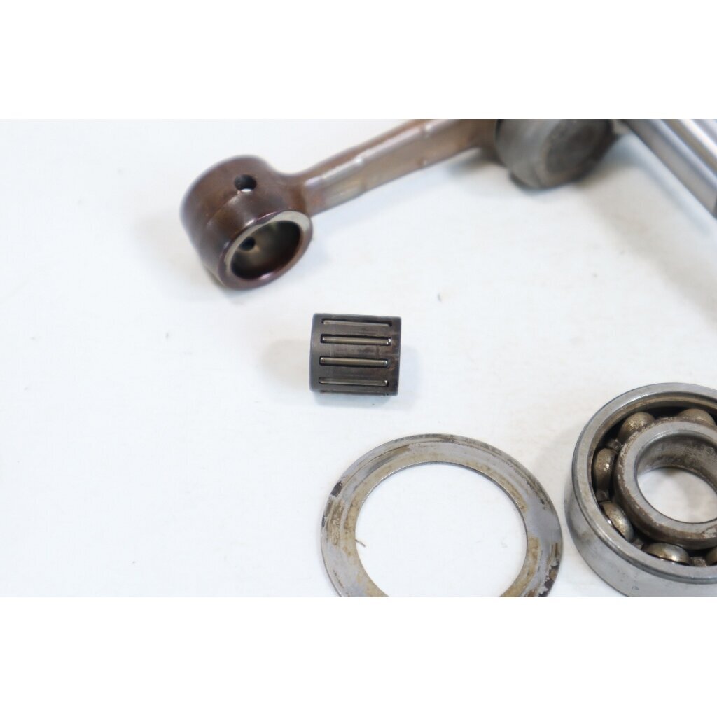 Genuine Crankshaft Jonsered 2054 2055 chainsaw 503182309 1 Genuine Crankshaft Jonsered 2054 2055 chainsaw 503182309 1