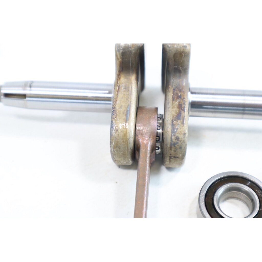 Genuine Crankshaft Jonsered 410 chainsaw 4400008 3 Genuine Crankshaft Jonsered 410 chainsaw 4400008 3