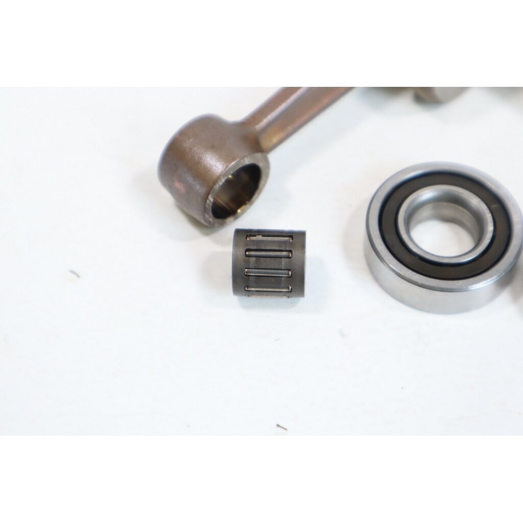 Genuine Crankshaft Jonsered 410 chainsaw 4400008 1