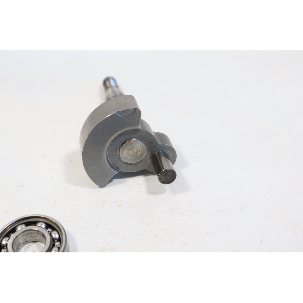 Genuine Crankshaft Jonsered GT21 GT25 GT26 Husqvarna 21LCN trimmer 530014532 4 Genuine Crankshaft Jonsered GT21 GT25 GT26 Husqvarna 21LCN trimmer 530014532 4