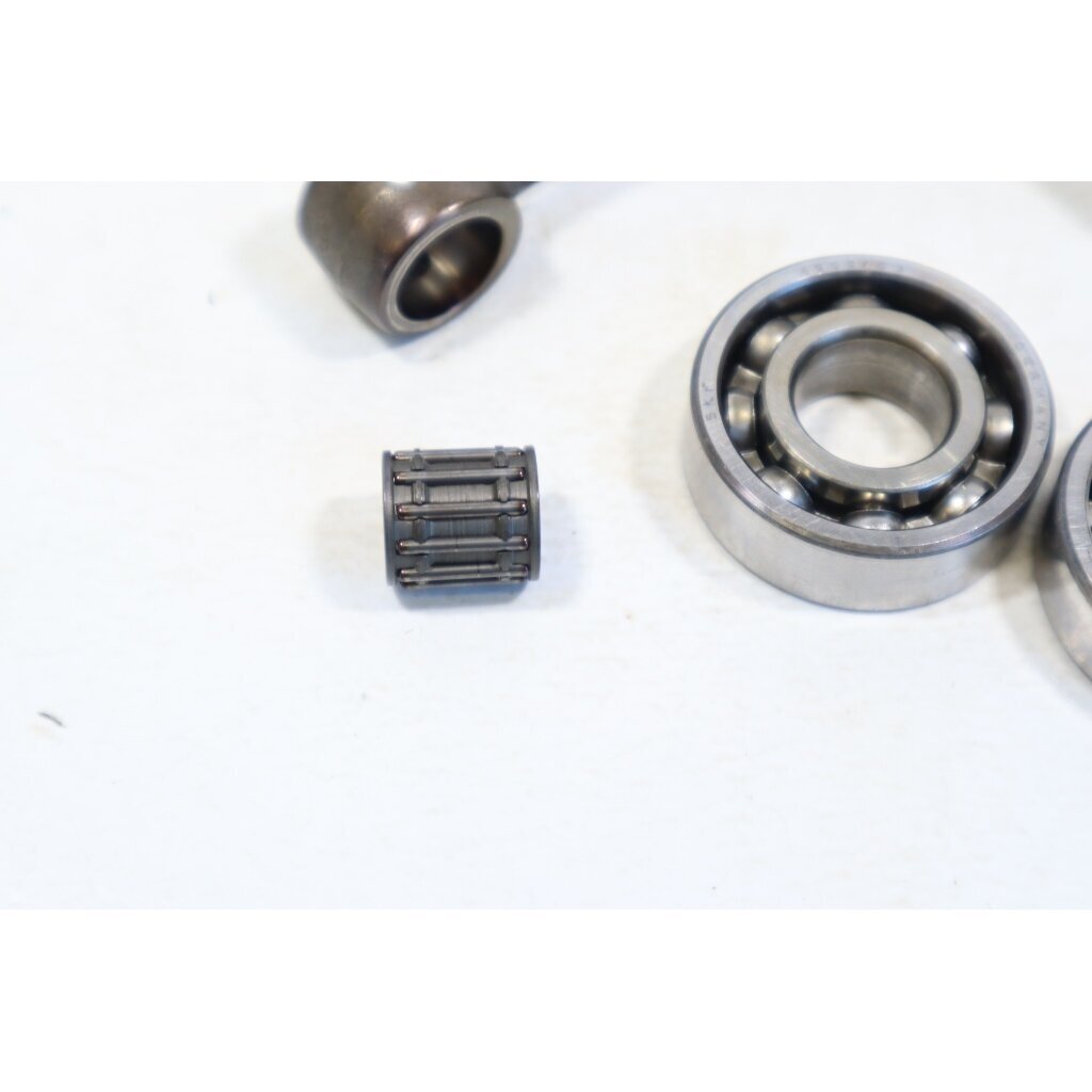 Genuine Crankshaft Partner 500 5000 plus chainsaw 505300810 1