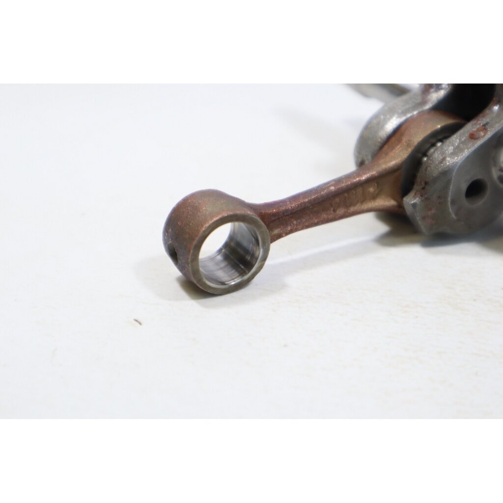 Genuine Crankshaft STIHL 020AV chainsaw 1114 030 0400 1