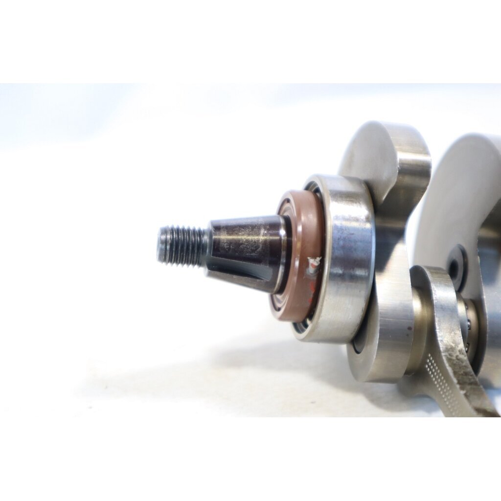 Genuine Crankshaft STIHL MS171 MS181 MS211 chainsaw 1139 030 0401 3