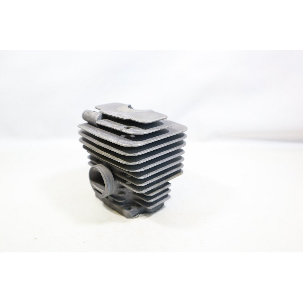 Genuine Cylinder 40mm STIHL 020AV chainsaw 1114 020 1210 2 Genuine Cylinder 40mm STIHL 020AV chainsaw 1114 020 1210 2