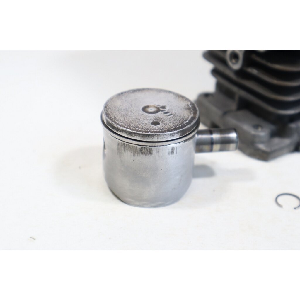 Genuine Cylinder Kit 38mm Husqvarna 136 137 141 Jonsered 2036 2040 chainsaw 530069940 7 Genuine Cylinder Kit 38mm Husqvarna 136 137 141 Jonsered 2036 2040 chainsaw 530069940 7
