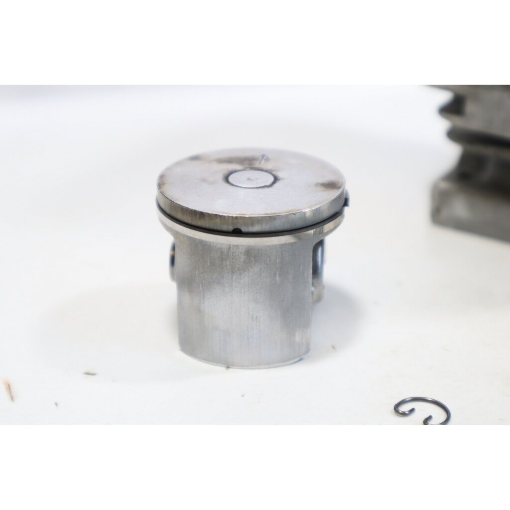Genuine Cylinder & Piston Kit 37mm Dolmar PS-34 chainsaw 036 131 012 7 Genuine Cylinder & Piston Kit 37mm Dolmar PS-34 chainsaw 036 131 012 7
