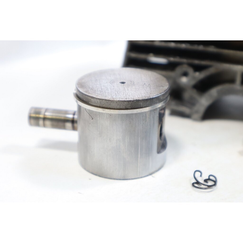 Genuine Cylinder & Piston Kit 38mm Solo 634 chainsaw 2100524 N 8 Genuine Cylinder & Piston Kit 38mm Solo 634 chainsaw 2100524 N 8