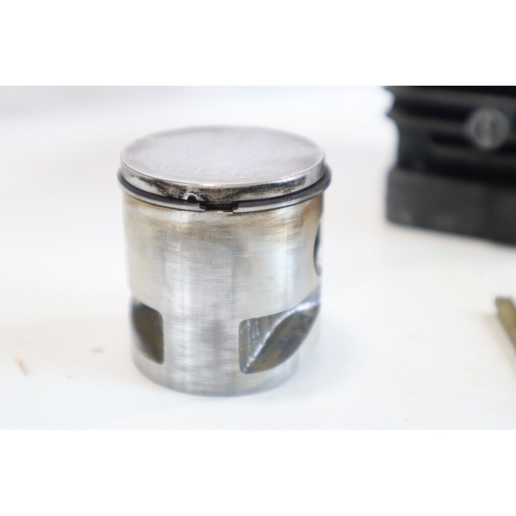 Genuine Cylinder & Piston Kit 39mm Husqvarna 120 235 236 240 Jonsered CS2234 CS2238 McCULLOCH CS340 CS380 chainsaw 545050417 8 Genuine Cylinder & Piston Kit 39mm Husqvarna 120 235 236 240 Jonsered CS2234 CS2238 McCULLOCH CS340 CS380 chainsaw 545050417 8