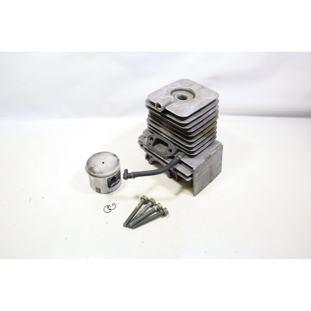 Genuine Cylinder & Piston Kit 42mm Solo 641 chainsaw 2100525 Genuine Cylinder & Piston Kit 42mm Solo 641 chainsaw 2100525