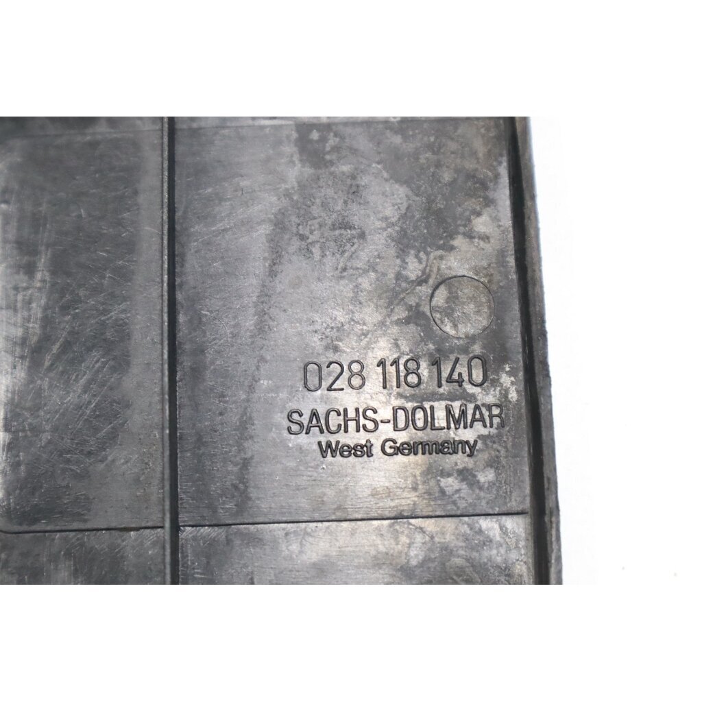 Genuine Cylinder Top Cover Dolmar 100 102 chainsaw 028118140 5 Genuine Cylinder Top Cover Dolmar 100 102 chainsaw 028118140 5